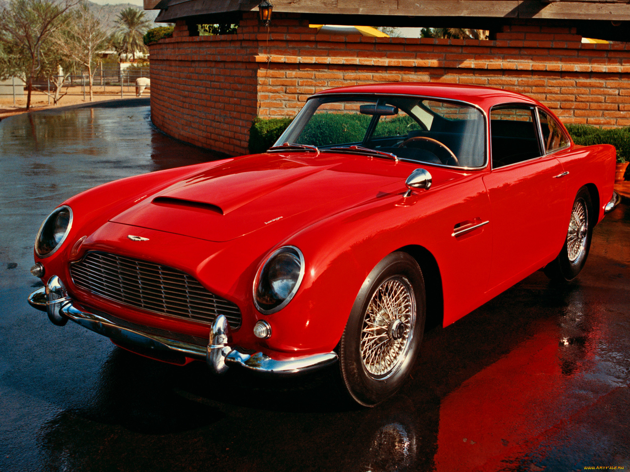 , aston, martin